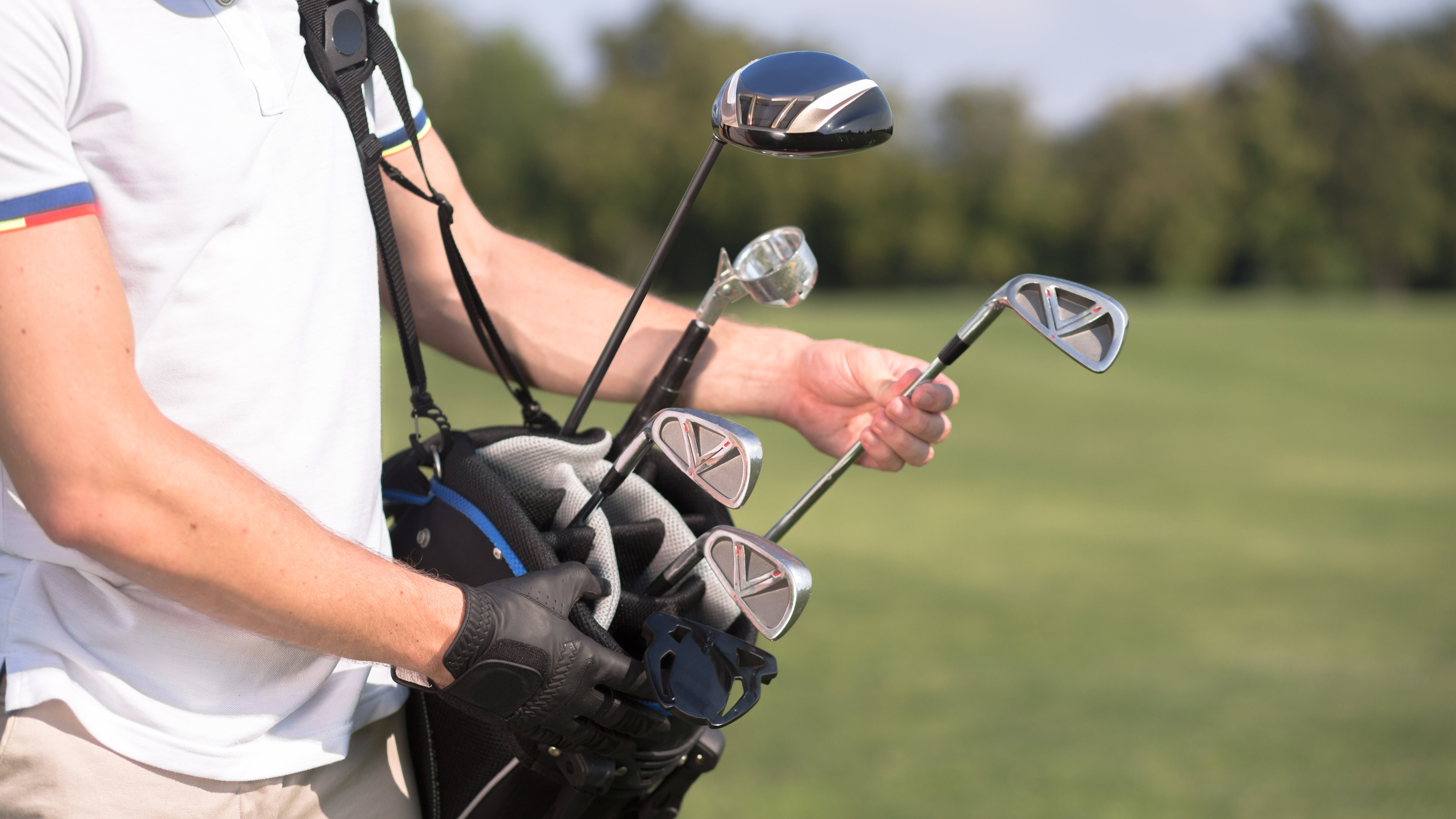 高爾夫新手必看:球袋14支球桿全解析!