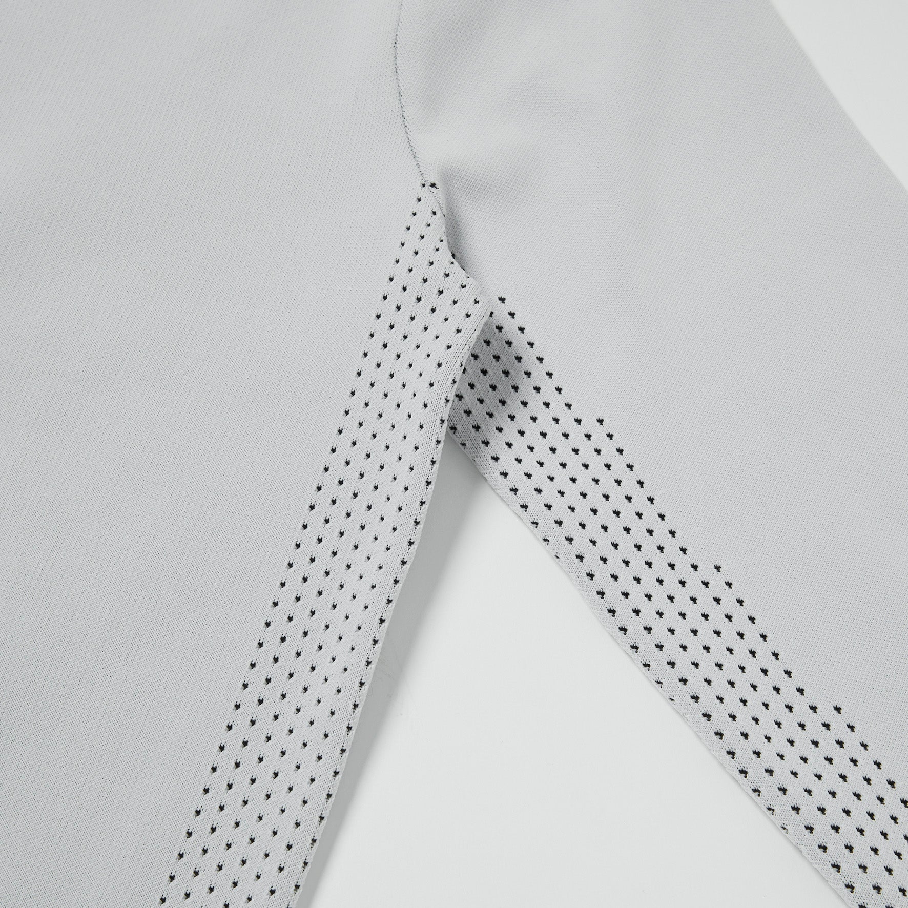 圓領長袖套頭針織衫